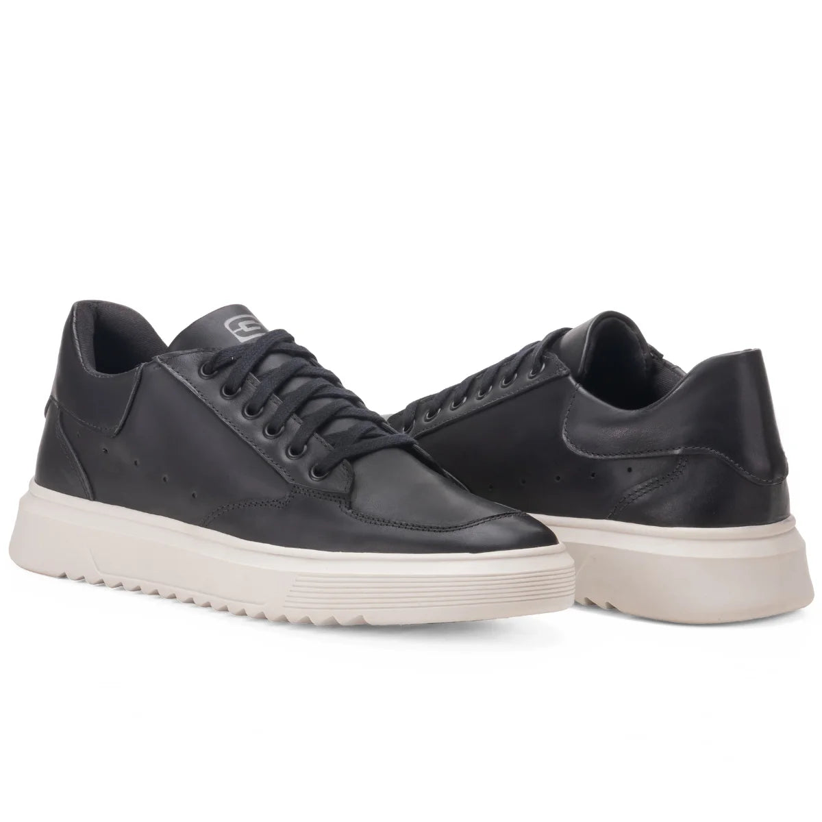 Sapatênis Casual masculino, preto e solado branco