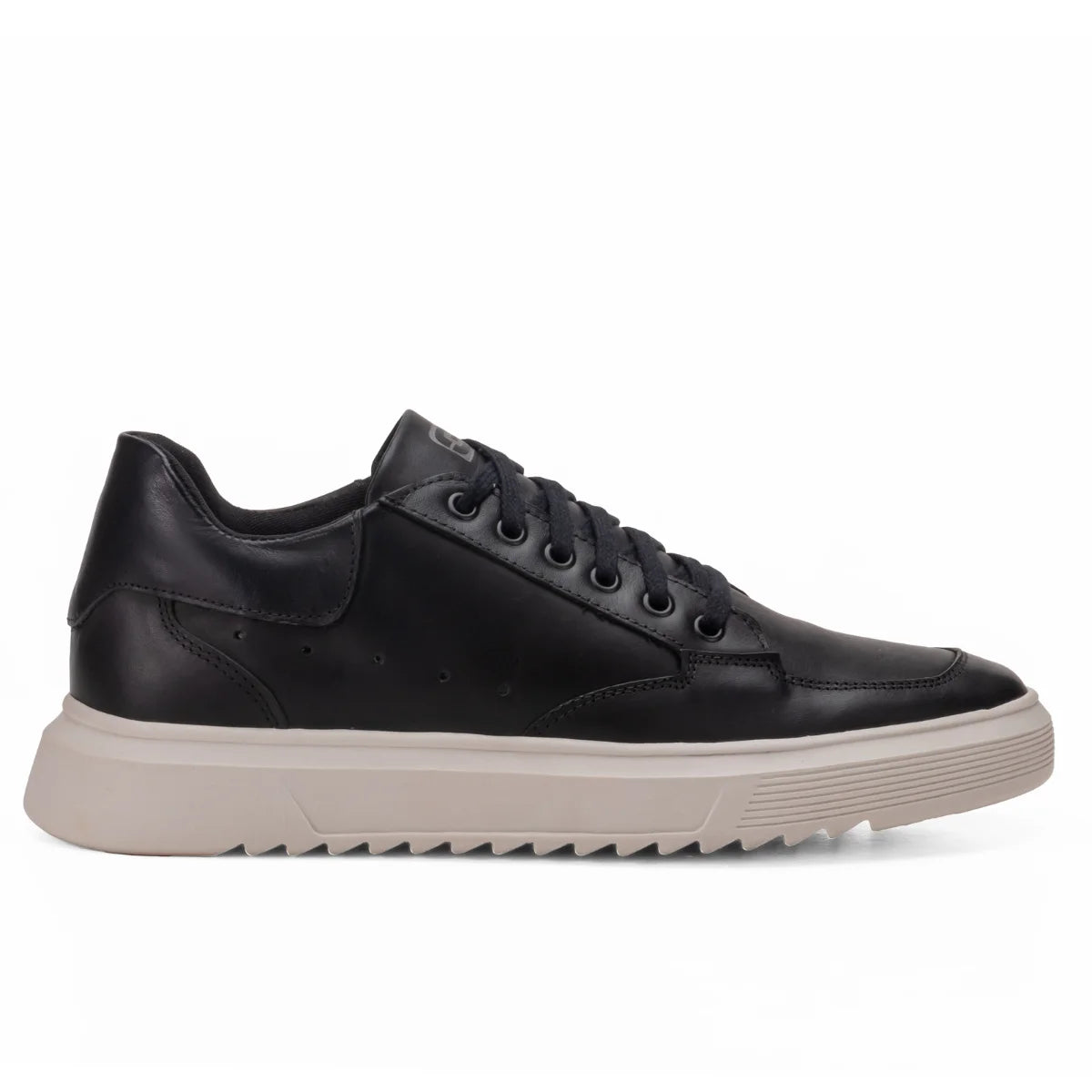 Sapatênis Casual em Couro Sintético, cor preto ,solado Off White